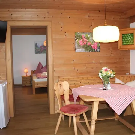 דירה Haus Strobler *